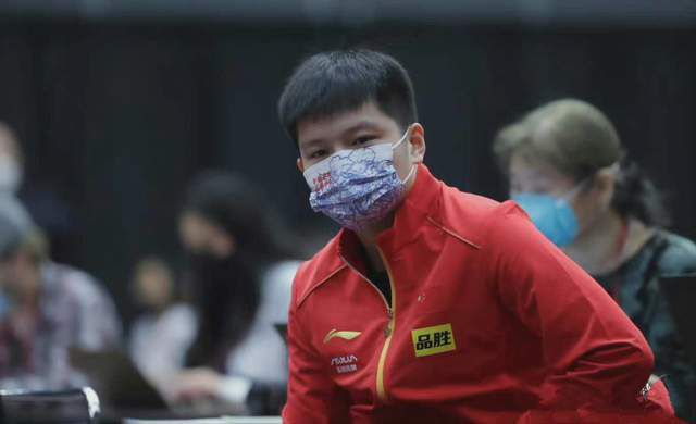 星光不停，好歌不断，已成功举办四届的“湾区升明月”不仅是海峡两岸暨港澳地区文艺工作者的盛大聚会，更是联结全球华人的视听桥梁——它将继续用光影与音乐，生动讲述属于你我与时代的中国故事。