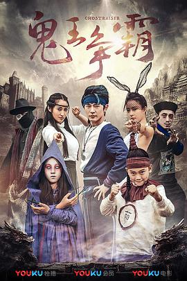 贾玲筹备其导演处女作《你好，李焕英》时，她毫不犹豫地将女主角“李焕英”这一重要角色交给了张小斐。